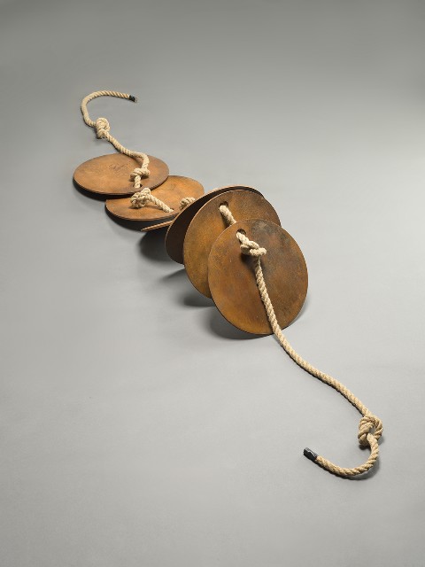 藏品:A String of Full Moons的(4)張圖片