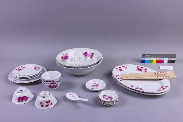 台式餐具藏品圖，第2張
