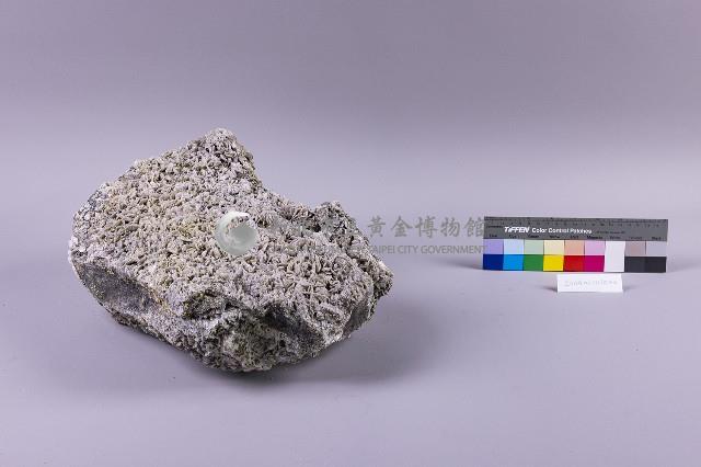 明礬石藏品圖，第2張