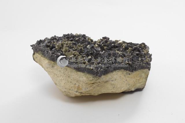 硫砷銅礦藏品圖，第3張