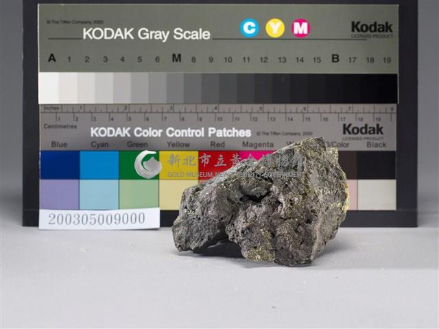 呂宋銅礦(luzonite)藏品圖，第1張