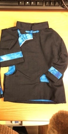 尿尿小童客家傳統服飾:大襟衫的圖片