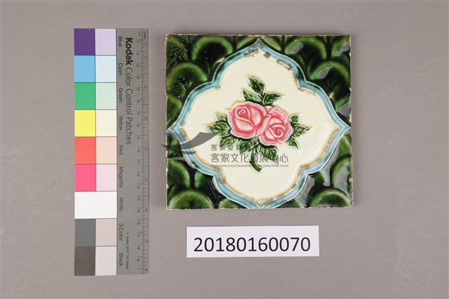彩磁：花卉(四)之1藏品圖，第1張
