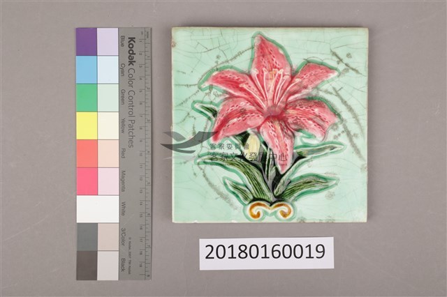 彩磁：花卉(一)之4藏品圖，第1張