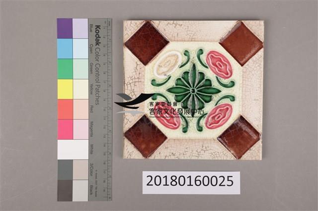 彩磁之2藏品圖，第1張