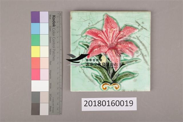 彩磁：花卉(一)之4藏品圖，第1張