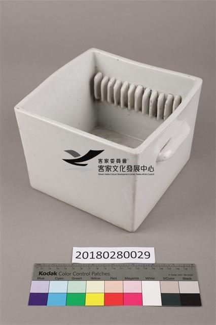 玻璃底片專用沖片盤藏品圖，第1張