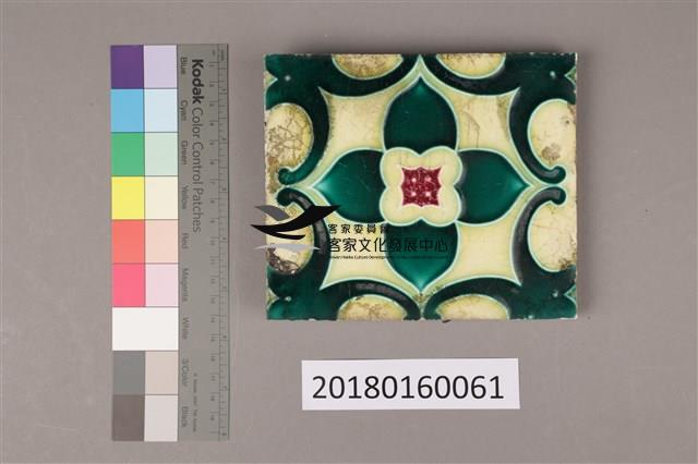 彩磁(四)之6藏品圖，第1張