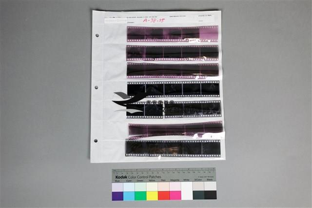 135黑白負片第1排1張空白不算A-38-35藏品圖，第1張
