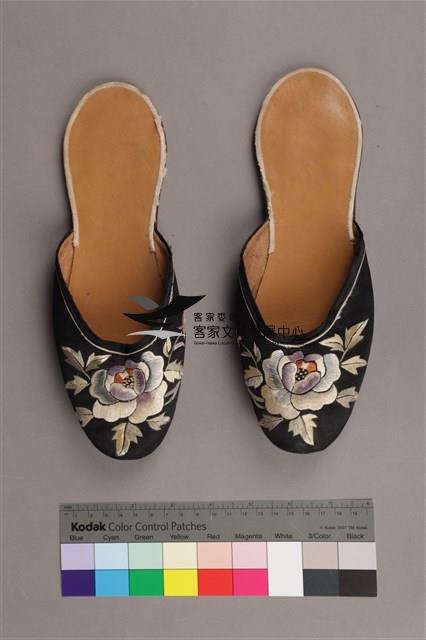 絨布繡花拖鞋藏品圖，第2張