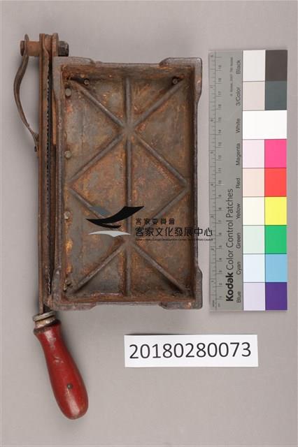 花邊相紙裁刀藏品圖，第7張