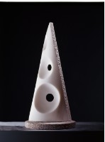 時空中的三個洞的圖片