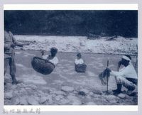 李崠山圖照4-流籠渡河的隘勇隊藏品圖，第1張