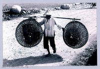 鄧雨賢相關照片128：挑夫藏品圖，第1張