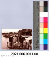 龍瑛宗翻拍照11：龍瑛宗與友人合照4藏品圖，第2張