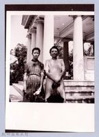 龍瑛宗翻拍照41：兩名女子合影1藏品圖，第1張