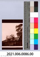 龍瑛宗翻拍照86：李耐、劉淑惠與友人合影藏品圖，第2張