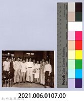 龍瑛宗翻拍照107：龍瑛宗與友人合影10藏品圖，第2張