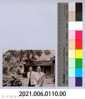 龍瑛宗翻拍照110：龍瑛宗與友人合影13藏品圖，第2張