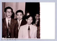 龍瑛宗翻拍照114：龍瑛宗與友人合影16藏品圖，第1張