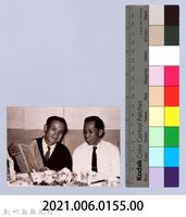 龍瑛宗翻拍照155：龍瑛宗與友人合影34藏品圖，第2張