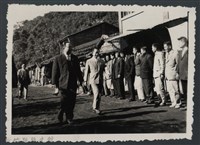 彭縣長出巡各市鎮：尖石鄉 民眾迎接藏品圖，第1張