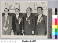 彭縣長與第六屆縣長交接留影藏品圖，第3張