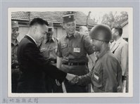 劉榭燻縣長主政時期：劉縣長視察營區-3藏品圖，第1張