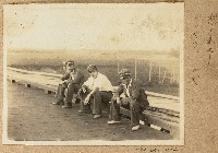 劉興熙宜蘭農林學校五年級與同學合照藏品圖，第1張