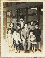 范姜廷運竹東彰銀全家福照片藏品圖，第1張