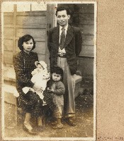 范姜廷喜全家福照片藏品圖，第1張