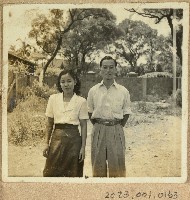 范姜梅月與徐金湖合影藏品圖，第1張