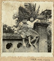 劉玉昭與劉邦龍關西老家合影藏品圖，第1張