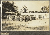 海南島地政職員養成所早晨升旗典禮照片藏品圖，第1張