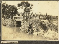 海南島養成所第一班測量學課程戶外操作照片藏品圖，第1張