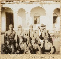 劉興熙八名海南島戰友合照藏品圖，第1張