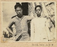 海南島通譯官和當地學員合照藏品圖，第1張