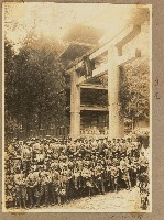 劉興熙日本遊學日光神社團體合照藏品圖，第1張