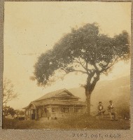 劉興熙宜蘭農林學校校園休憩照片藏品圖，第1張