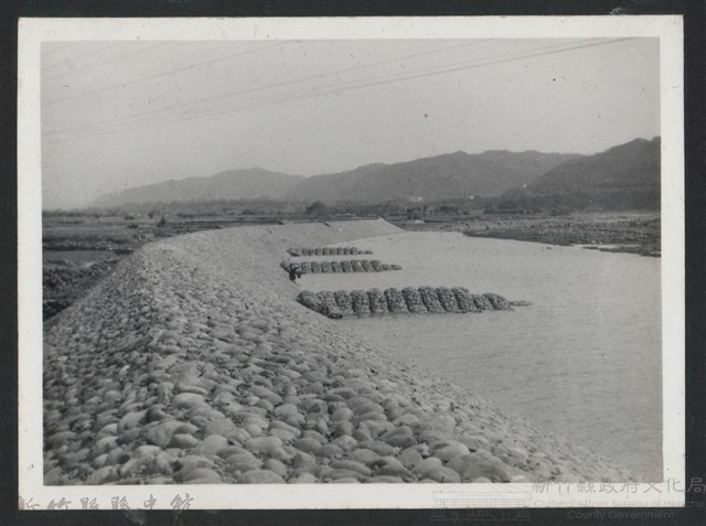 鳳山溪水尾堤防復原工程(堤防復原350M)-施工後1藏品圖，第1張