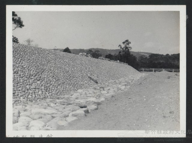 鳳山溪鳳來一二號堤防復原工程(堤防復原465M)-施工後2藏品圖，第1張