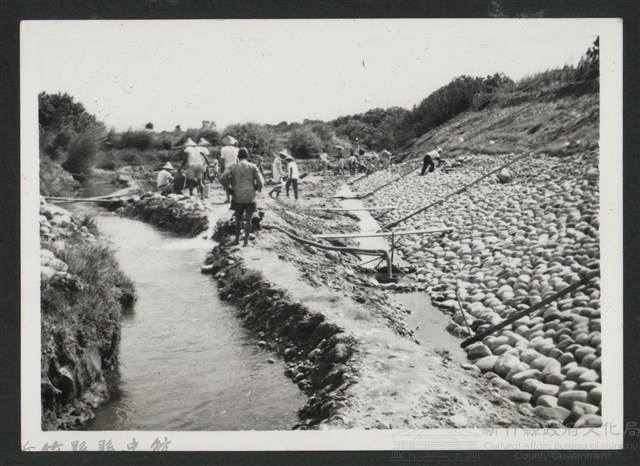 鳳山溪泰和堤防復原工程(堤防復原350M)-施工中1藏品圖，第1張