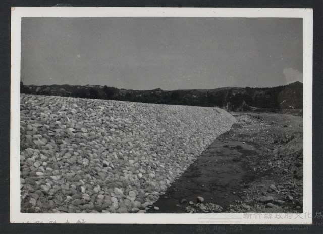 鳳山溪霄裡溪巨埔復原工程(堤防復原200M)-施工後1藏品圖，第1張