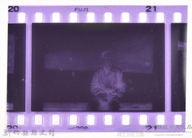 龍瑛宗翻拍照20：底片6藏品圖，第3張