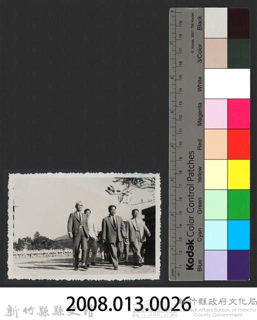 彭縣長出巡各市鎮：芎林鄉 國校藏品圖，第3張