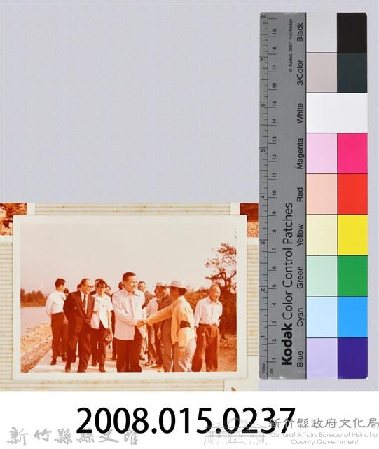 林保仁縣長主政照片：縣長林保仁視察-30藏品圖，第3張