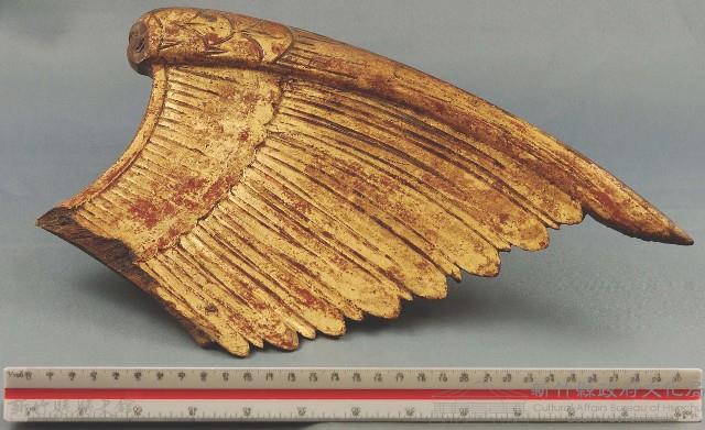 神龕內木雕零件藏品圖，第1張