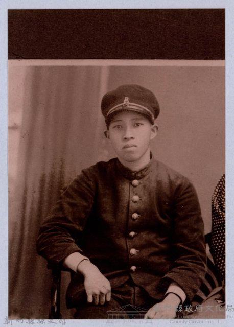 龍瑛宗翻拍照288：龍瑛宗個人照32藏品圖，第1張