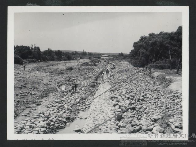 新庒子溪中崙堤防復原工程(堤防復原246M)-施工中2藏品圖，第1張