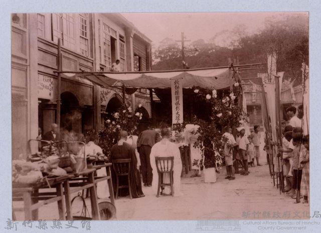 龍瑛宗翻拍照305：劉媽彭太孺人喪禮2藏品圖，第1張